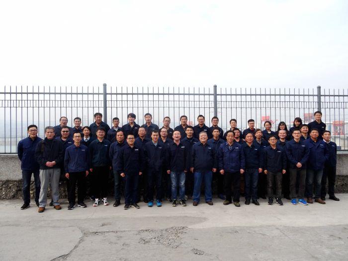 3.葛洲壩電廠機械水工維修部機械分部合影 3.葛洲壩電廠機械水工維修部機械分部合影